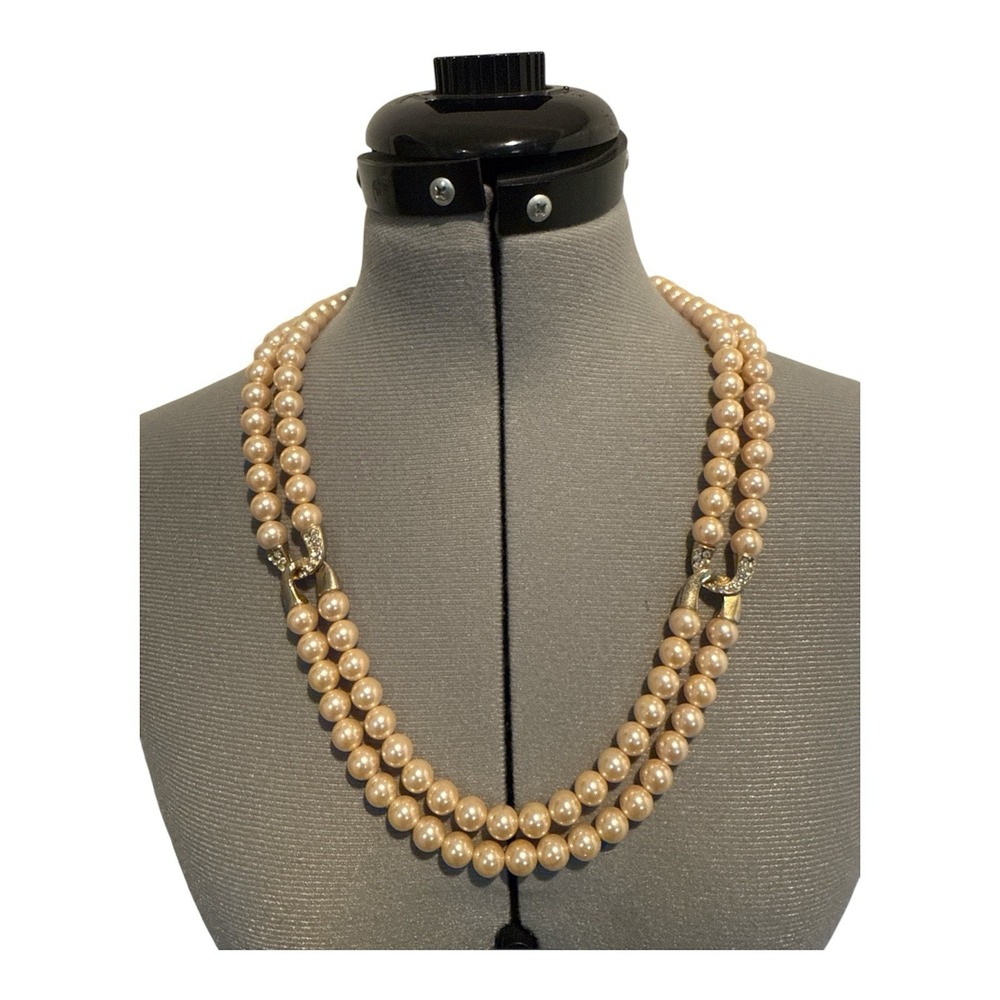 Vtg multi-strand faux pearl necklace rhinestone-embellished metal claps‎ Korea
